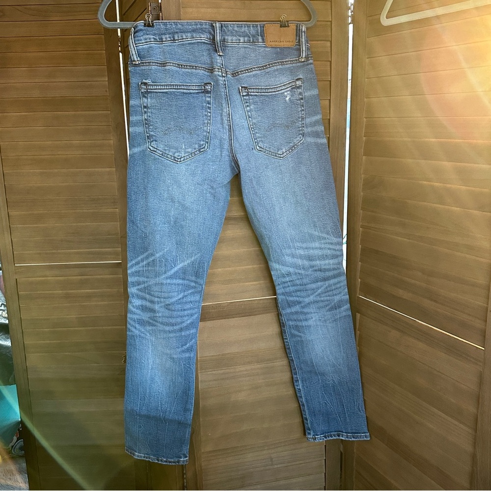American Eagle Outfitters Ladies Blue Distressed Jeans - Picture 2 of 5
